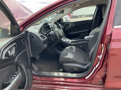 USED 2015 CHRYSLER 200