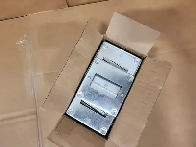 NEW HUBBELL 8372