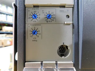 USED SQUARE D NW 08 N