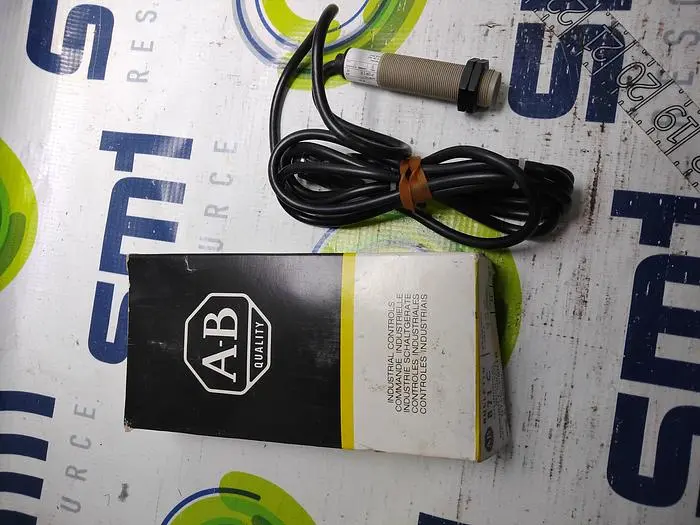 Used ALLEN BRADLEY 871C-P8R18 Relays & Switches Florida US | SMT Resource #487219