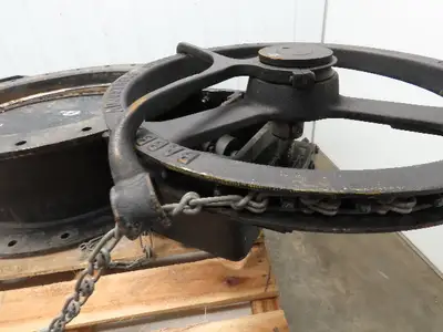 Multi-Fab 24" Flanged Butterfly Damper Valve Manual Chainwheel Operator
