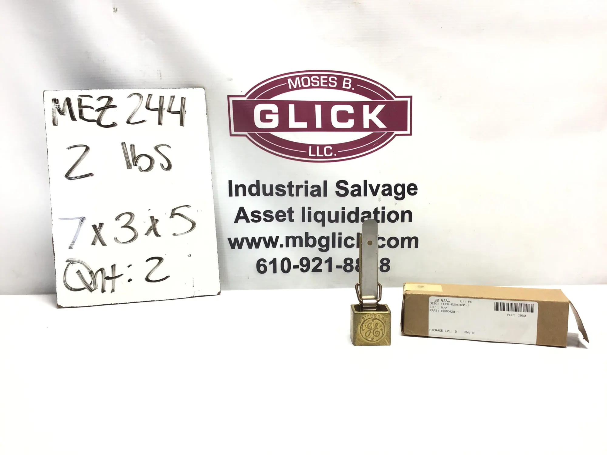 GE GENERAL ELECTRIC CLIP 812B907