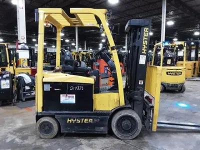 USED 2020 HYSTER E50XN-33