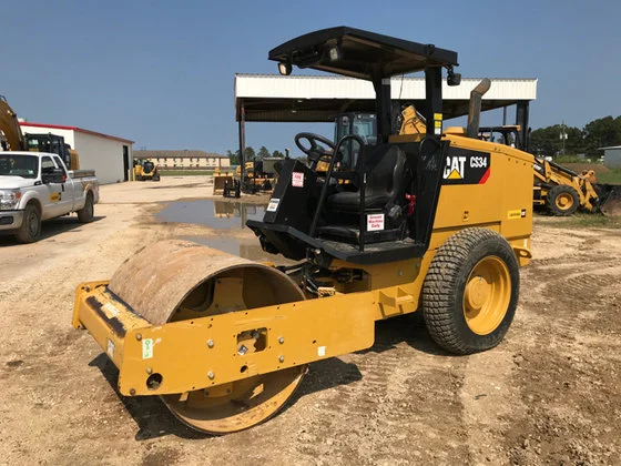 USED 2020 Caterpillar CS34
