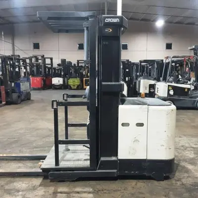 USED 2016 CROWN SP3510-30