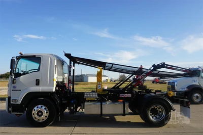 Used 2027 ISUZU FVR Hooklifts & Roll-Offs Texas US | Roll Off Truck World #1491763