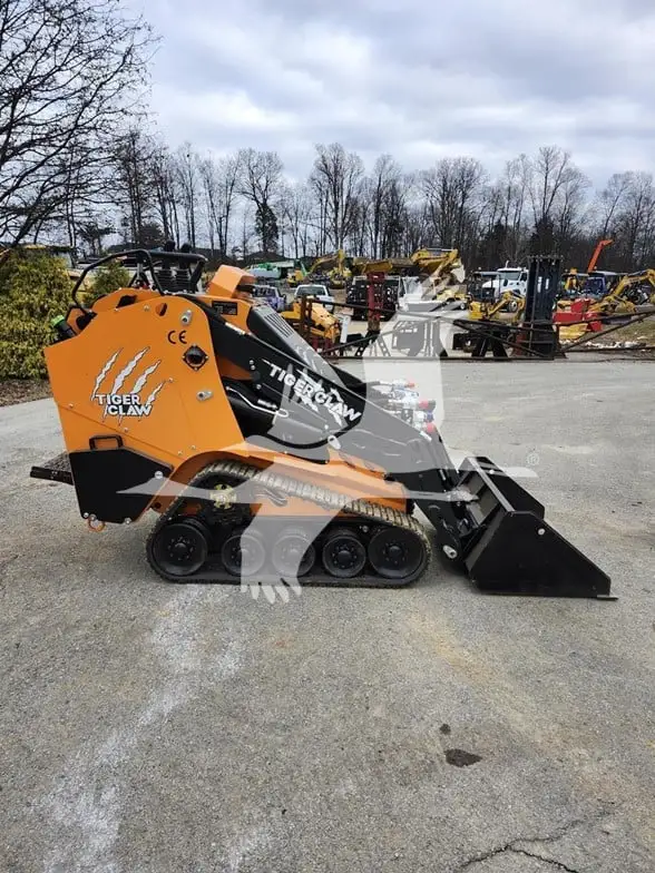 USED 2025 TIGER CLAW TC3000T