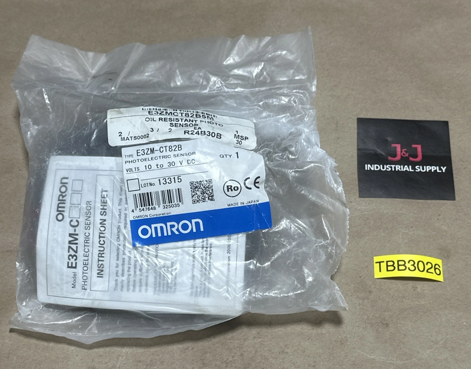 NEW Omron E3ZM-CT82B
