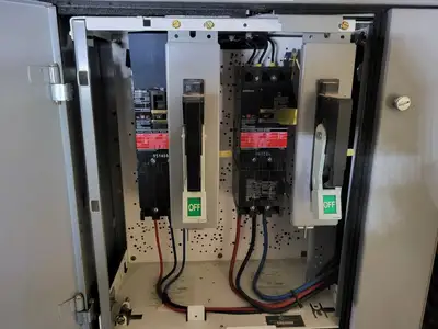 Dual 15/40A Circuit Breaker MCC Bucket