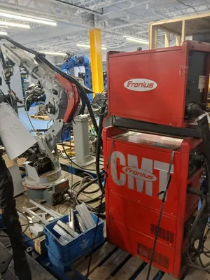 2008 YASKAWA MOTOMAN HP 20 Welding Robot with External Axis for Aluminum Welding | ACES Robotics Ltd (3)