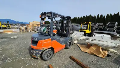 USED 2022 TOYOTA 8FGU25