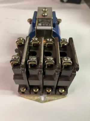 Used JOSLYN CLARK 4U4-240 Miscellaneous Equipment (Electrical & Power) | Surplus Asset Holdings #1202356