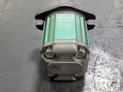 USED 2004 SALAMI XV1P-D/C