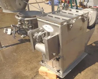 USED 2010 SEM-BULK SYSTEMS 165 CU FT HOPPER