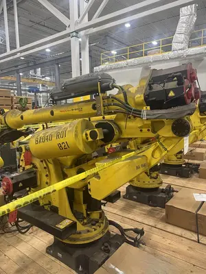 Used 2014 FANUC M900IA/400L Robots Michigan US | Aucto #1306803