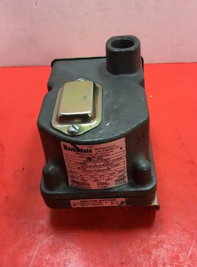 Barksdale DPD1T-H18SS Pressure Switch .4-18 PSI 6C