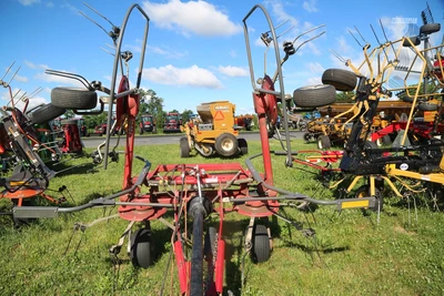 Used MASSEY FERGUSON TD524 Tedders Pennsylvania US | Zimmerman Farm Service #1410214