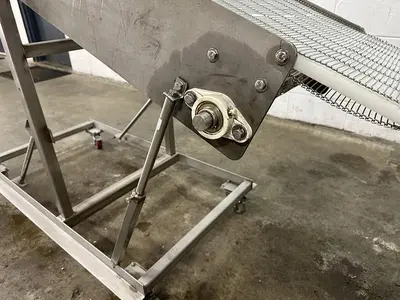 Incline Wire Conveyor