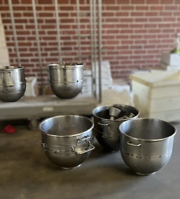 HOBART M-802 Dough Mixers | Envoy Equipment LLC (3)