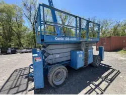 Used 2005 GENIE GS-4390 RT Scissor Lifters Pennsylvania US | Iron Exchange Equipment Solutions #1352471