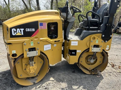 Used 2016 CATERPILLAR CB22B Tandem Rollers New York US | Abele Tractor #1343155
