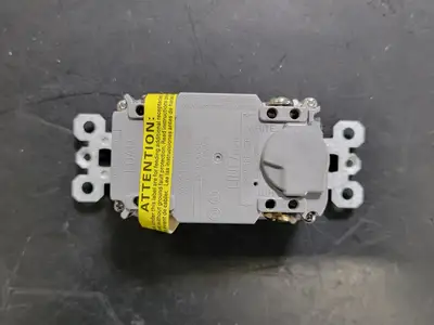 GFCI Receptacle 15/20A 125V