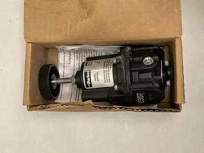New | in-Stock PARKER 035501020 Air Pressure Regulators Ohio US | Surplus Asset Holdings #1246821
