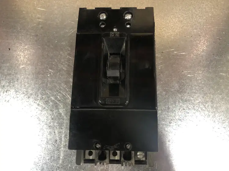 Used FEDERAL PIONEER NF631015 Switchgears British Columbia CA | Lenmark #244422