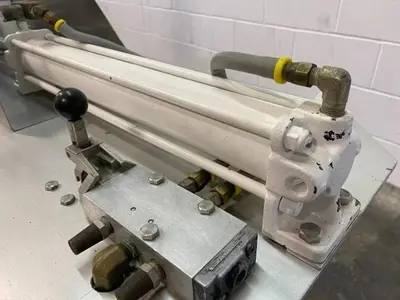 Rotary Cheese Grater - 3 grating cylinders
