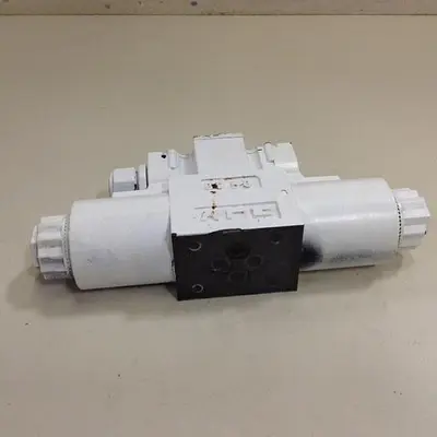 USED YUKEN DSG-01-3C40-D24-60