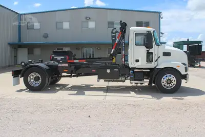 New | in-Stock 2025 MACK MD6 Hooklifts & Roll-Offs Texas US | Roll Off Truck World #1491879