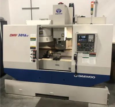 2004 DAEWOO DMV-3016D Vertical Machining Centers | Lion Machinery (1)