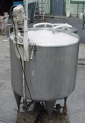 USED 300 GALLON OPEN TOP MIXING TANK 300 GALLON TANK