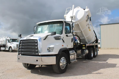 Used 2018 FREIGHTLINER 114SD Septic/Sewer/Vacuum Trucks Texas US | Roll Off Truck World #1491812