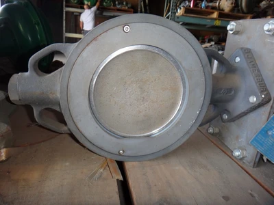 Jamesbury 6" 740, CSTL Butterfly Valves
