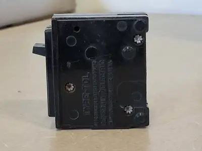 Used GENERAL ELECTRIC TQL120 Switchgears British Columbia CA | Lenmark #241221