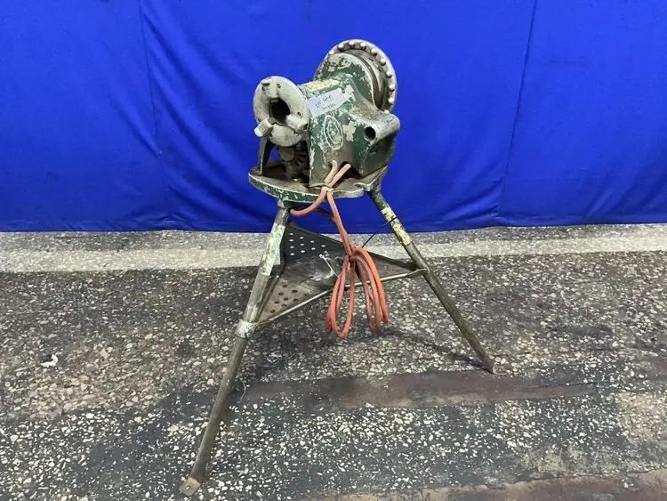 Used RIDGID 300 Pipe Threaders Ohio US | HGR 24 #1357025