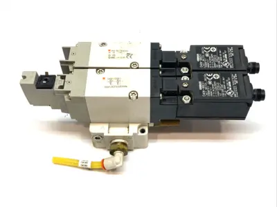 Used SMC Dual Solenoid Valve w/ Omron Limit Switches Solenoid Valves Michigan US | Maverick Industrial Sales #1414275