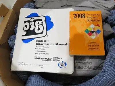 PIG 65 Gal Overpack Salvage Drum Oil Spill Kit