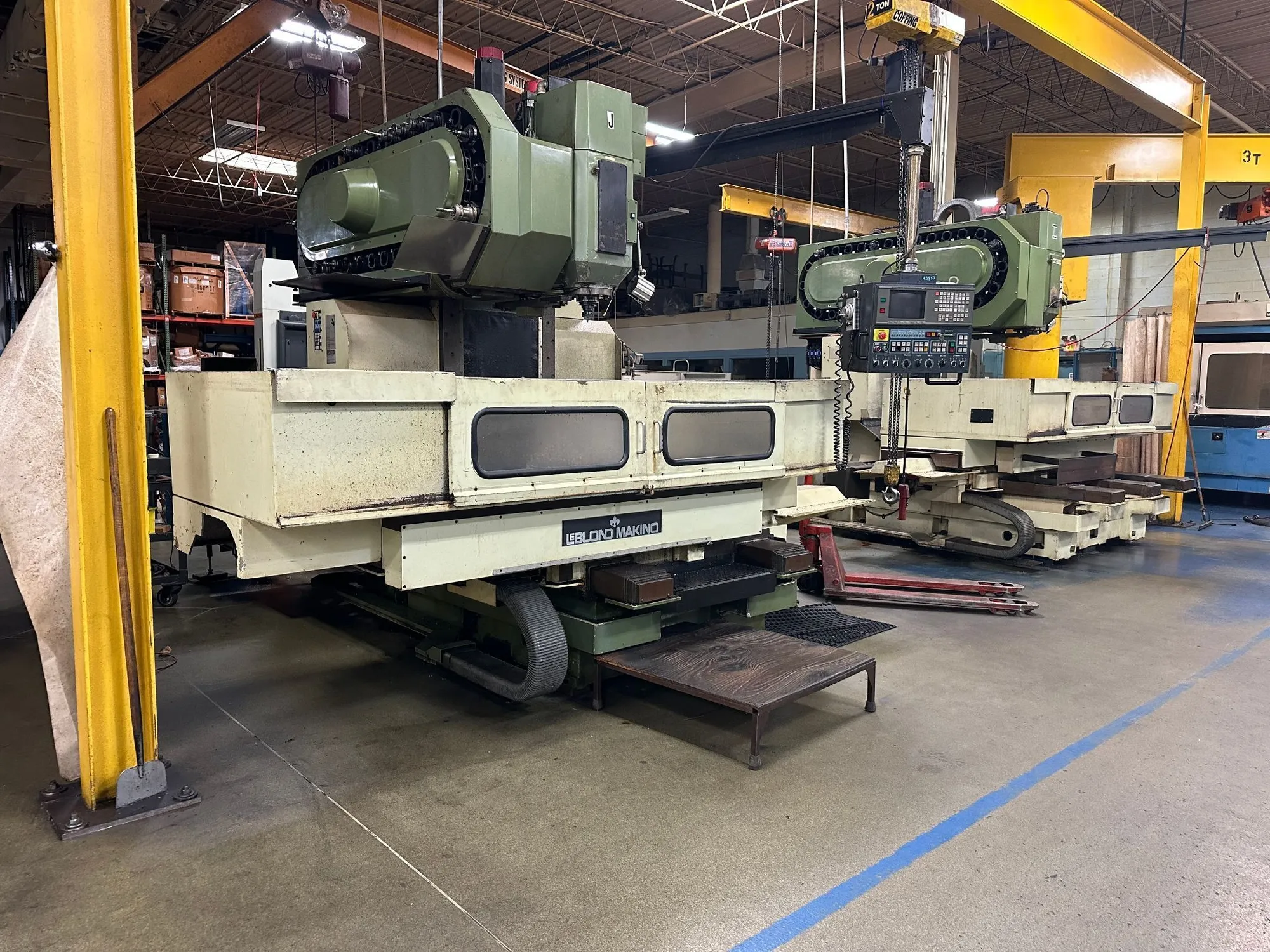 USED LEBLOND MAKINO FNC1210-A30