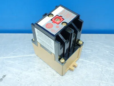 NEW ALLENBRADLEY 700PK200A1