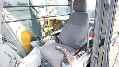 USED 2025 Deere 160 P-TIER