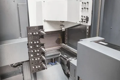 NEW VOORTMAN V600