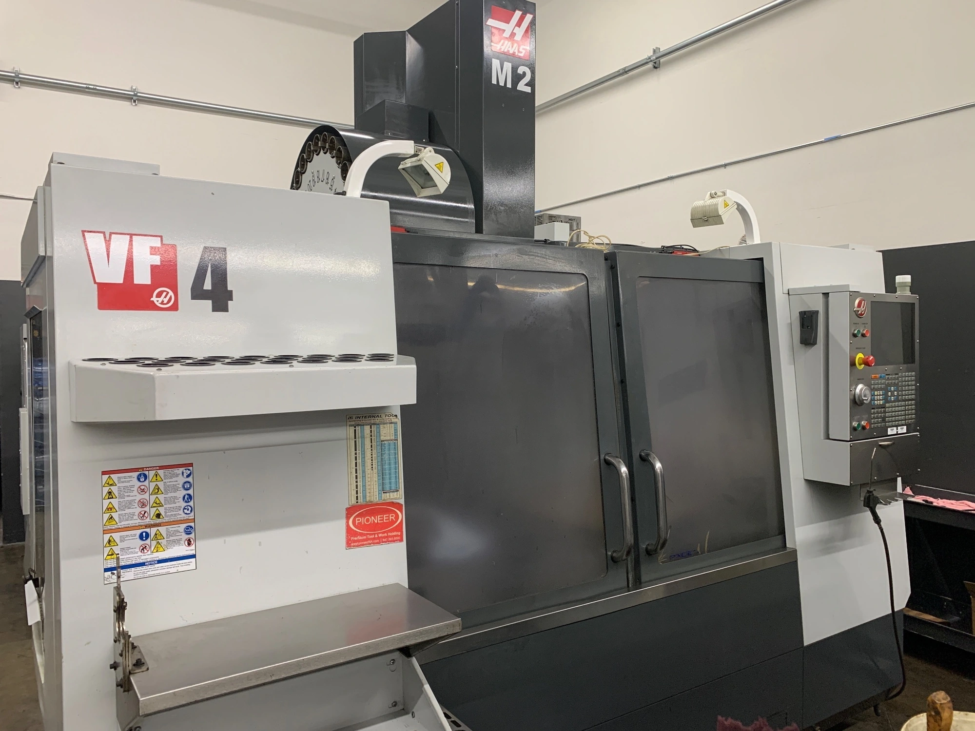 Used 2012 HAAS VF-4 Vertical Machining Centers California US | PM Machines #1558165