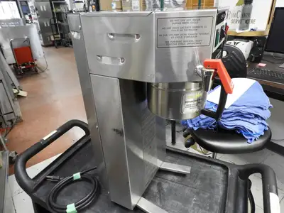 Used Fetco Used Fetco CBS-31Aap Commercial Retail Coffee Brewer Machine with Hot Water Tap 120V Coffee Equipment Illinois US | Falcon Restaurant Supply #1376620