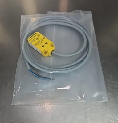 Turck BI10-Q14-AN6X2 Inductive Proximity Sensor Loc5D34