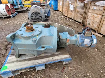 USED SEW-EURODRIVE KA127R77AM182-KS