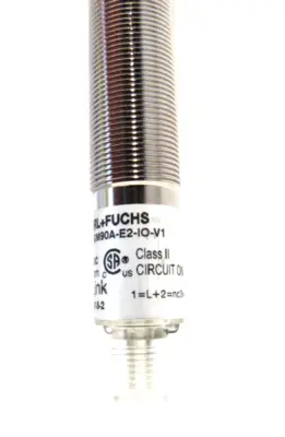 NEW PEPPERL+FUCHS UC1000-18GM90A-E2-IO-V1 ULTRASONIC SENSOR UC100018GM90AE2IOV1