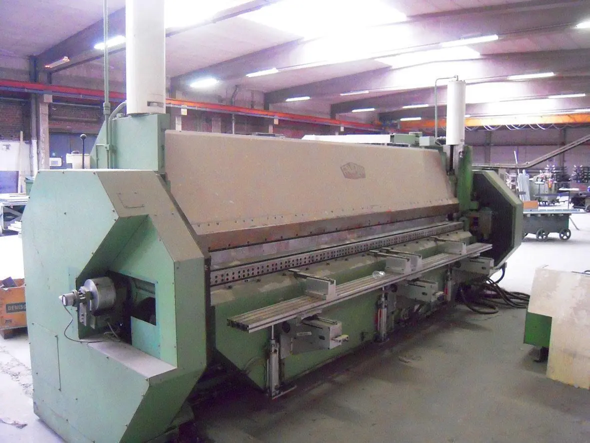 USED FAVRIN 4050 X 3 MM CNC