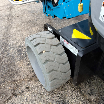 Used 2022 Z-33/18 Genie Articulating Boom Lifts Wisconsin US | Stack Equipment #1418943